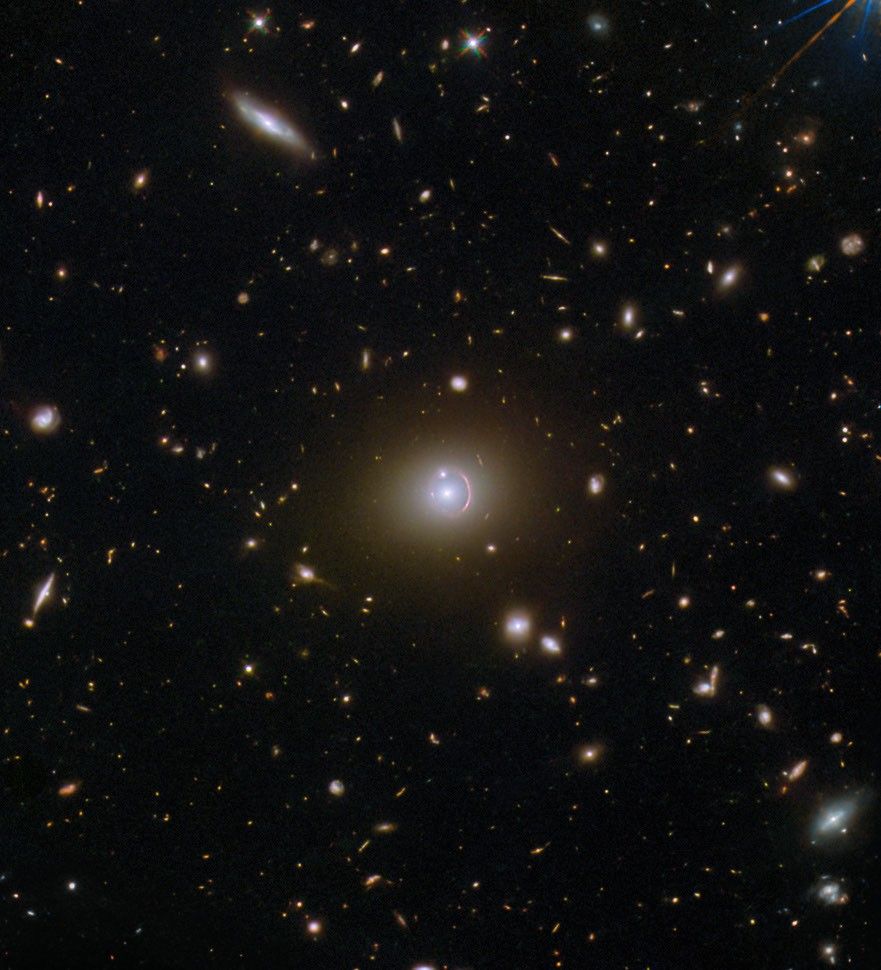 hubble images galaxies near and far