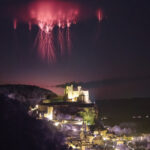 sprites over château de beynac
